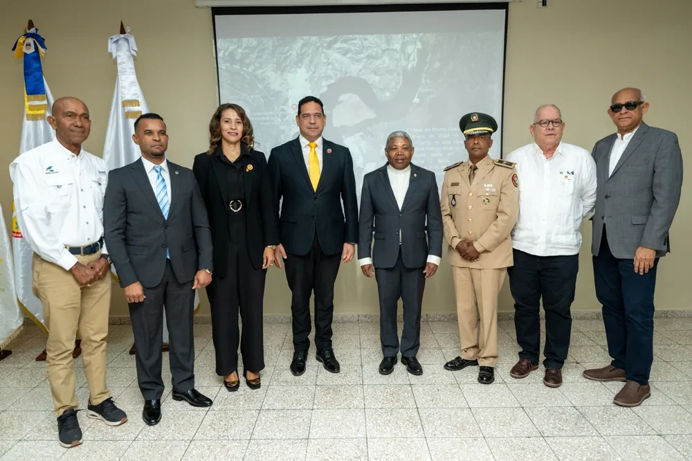 Acto institucional con autoridades civiles y militares - CCPB